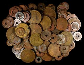 20 Higher Grade Bronze Coins 10 YEN FREE SHIPPING Vintage Japan Coin Lot 